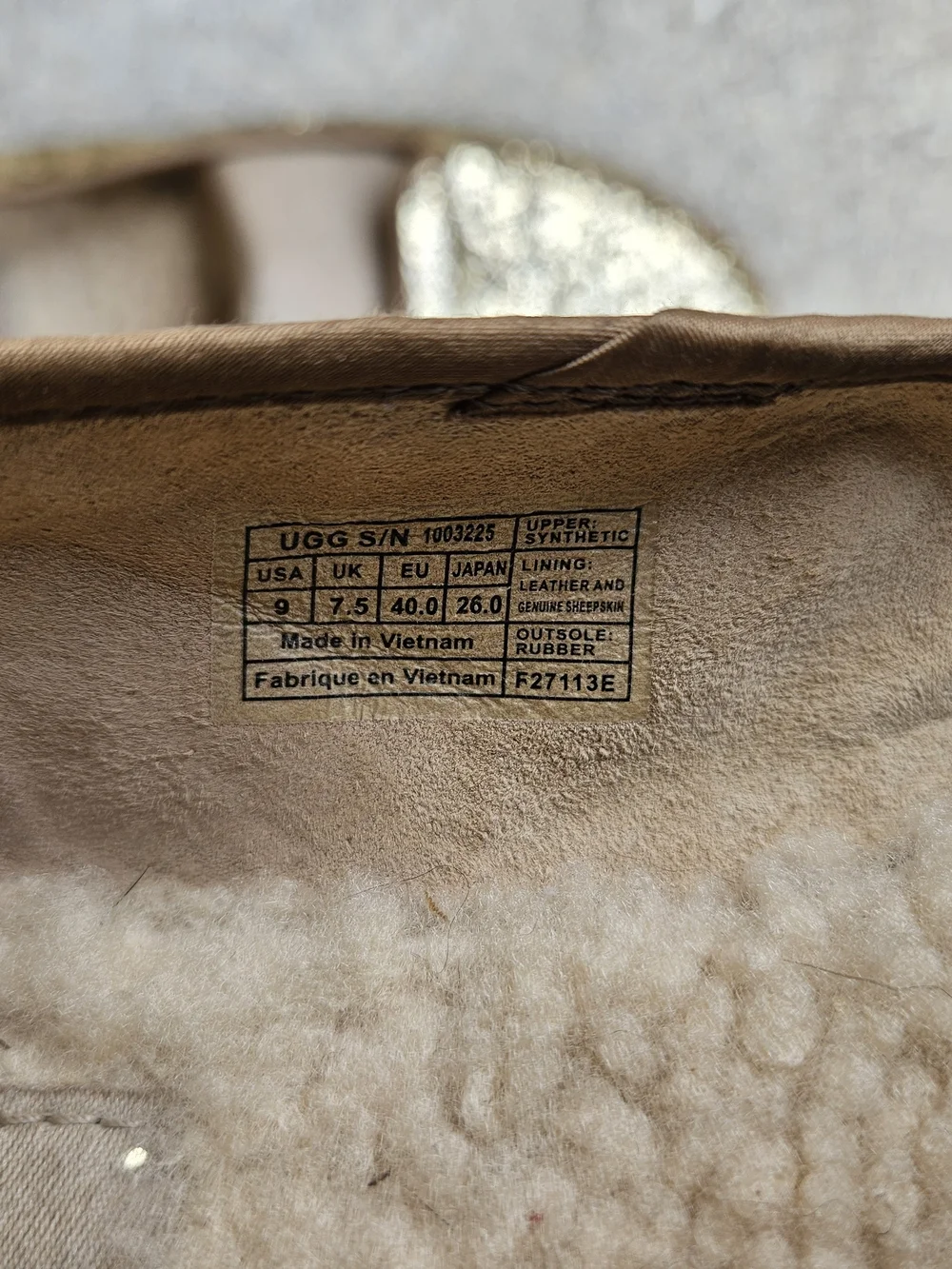 Ugg 1003225 Women's Gold Sparkly Flats Size 9 US 7.5 UK 40 EUR